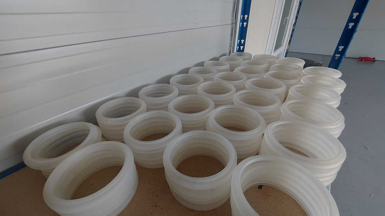 Vákuumöntött Runplast alkatrészek